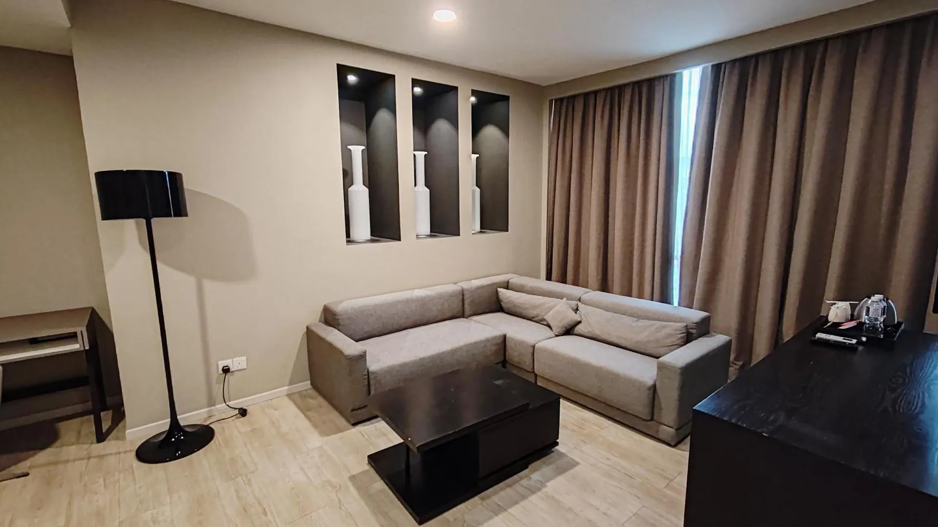Qqq Hotel Type Room Empire Damansara Petaling Jaya